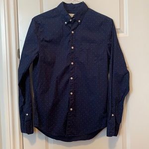 American eagle Blue dress shirt with White dots